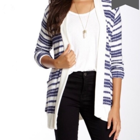 Splendid Blue and White Striped Long Cardigan - Size Medium - Picture 5 of 5